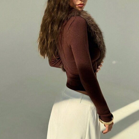 Coffee Brown Casual Women's V-Neck faux fur neckline Sweater top - Picture 6 of 7